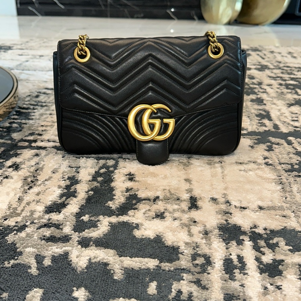 Used Gucci marmont bag